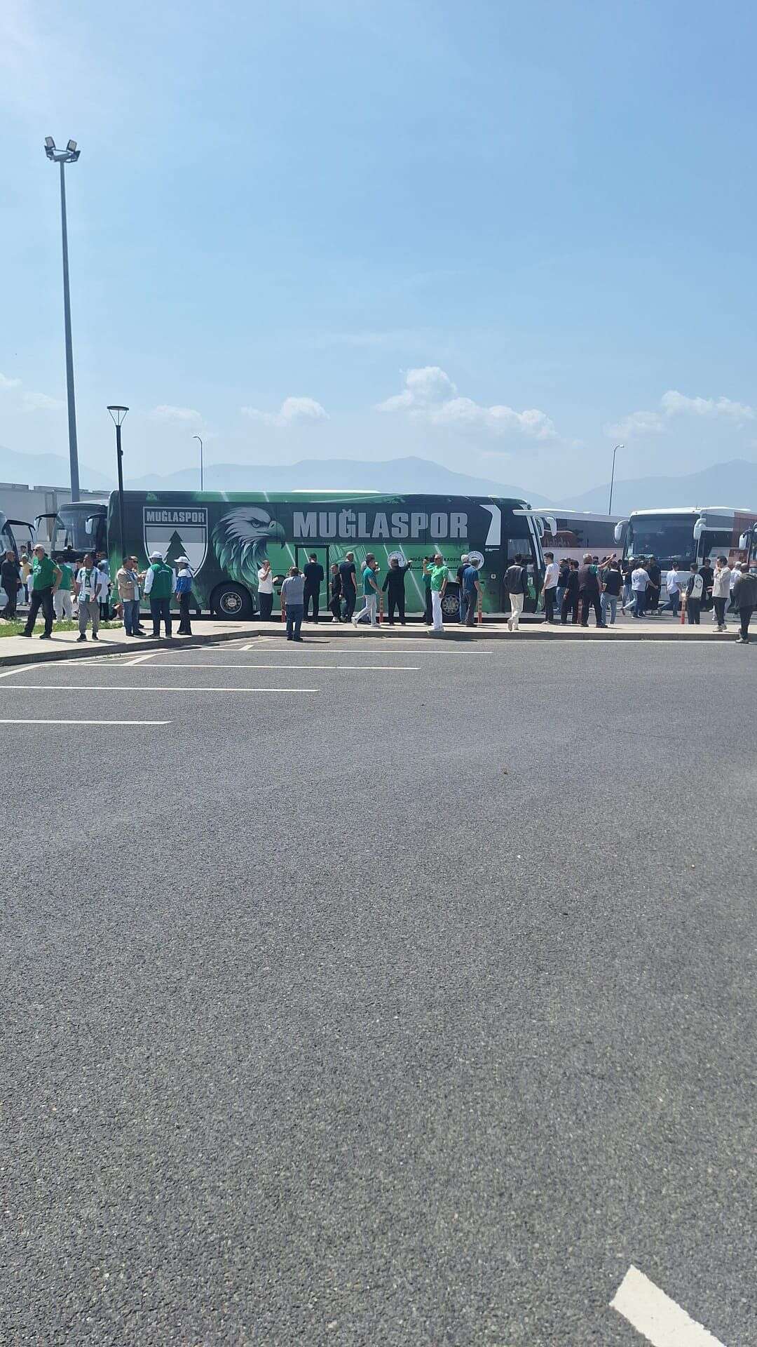 Muğla’dan Bursa’ya Yeşil-Beyaz Göç: 106 Araçlık Konvoy 2